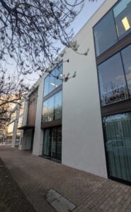 Adelaide Suburban Window Cleaning Commerical Window Cleaning Services (3)