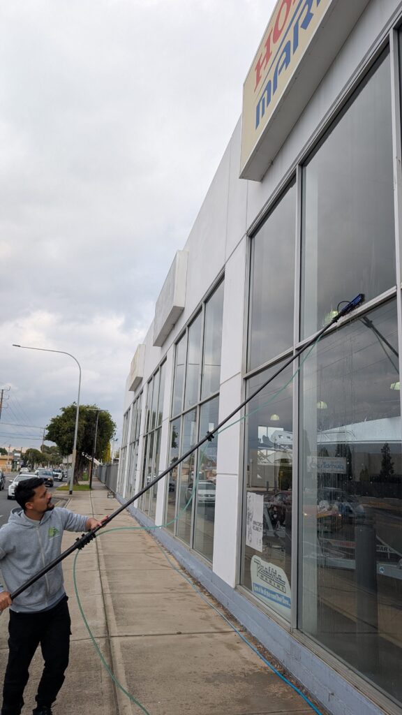 Adelaide Suburban Window Cleaning Shopfront window cleaning service (5)